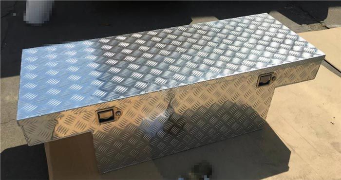 tool box checker plate
