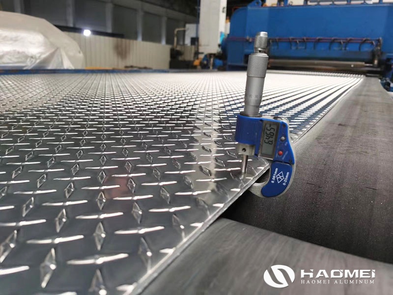 diamond aluminum plate thickness